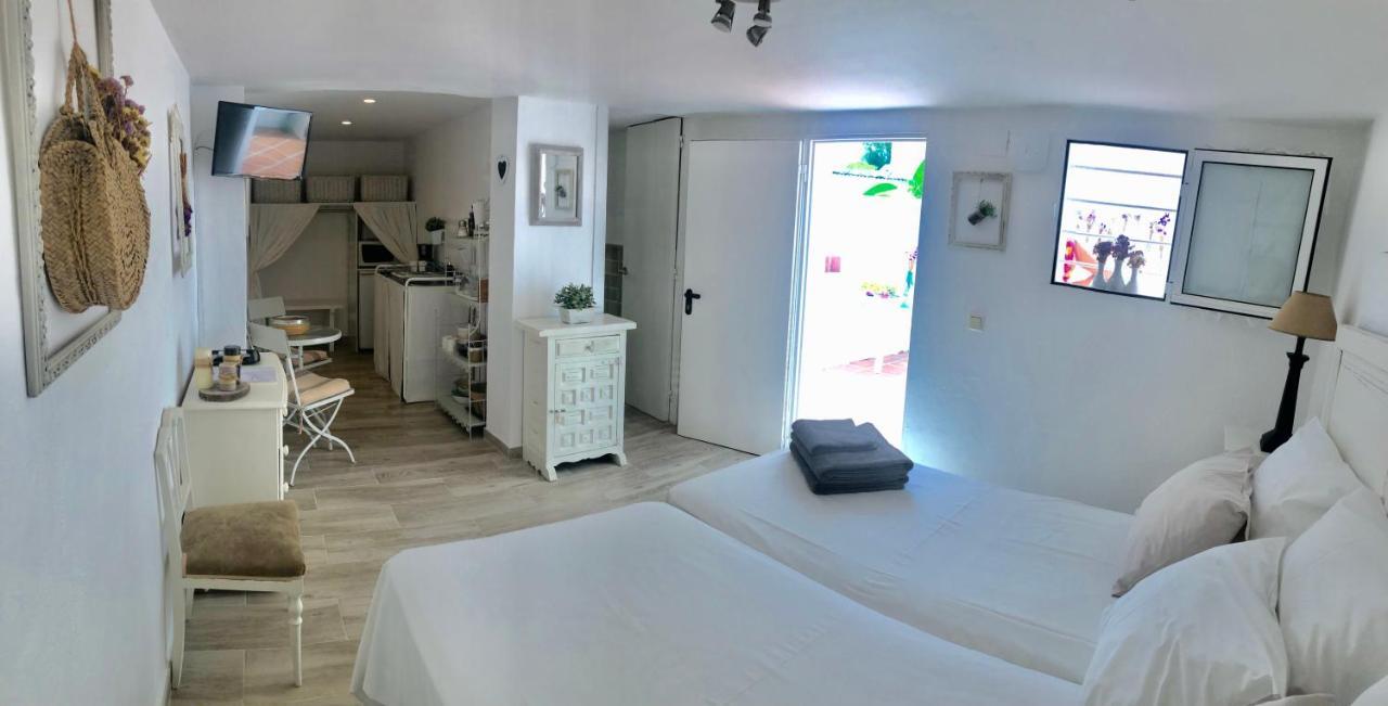 Estudio A 10 Minutos Del Puerto Banus Estepona Esterno foto